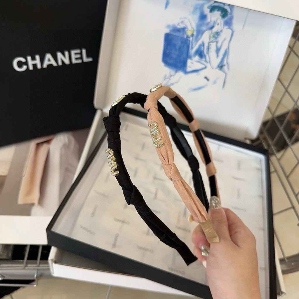 CHANEL HEADBAND CRYSTALS LOGO IN LADY PINK VOILE 414444