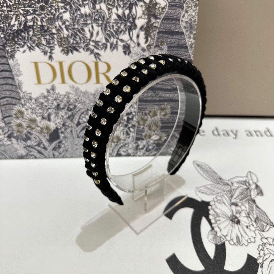 CHANEL HAIRBAND IN BLACK FELT FABRIC DIAMOND-EMBELLISHED 230830
