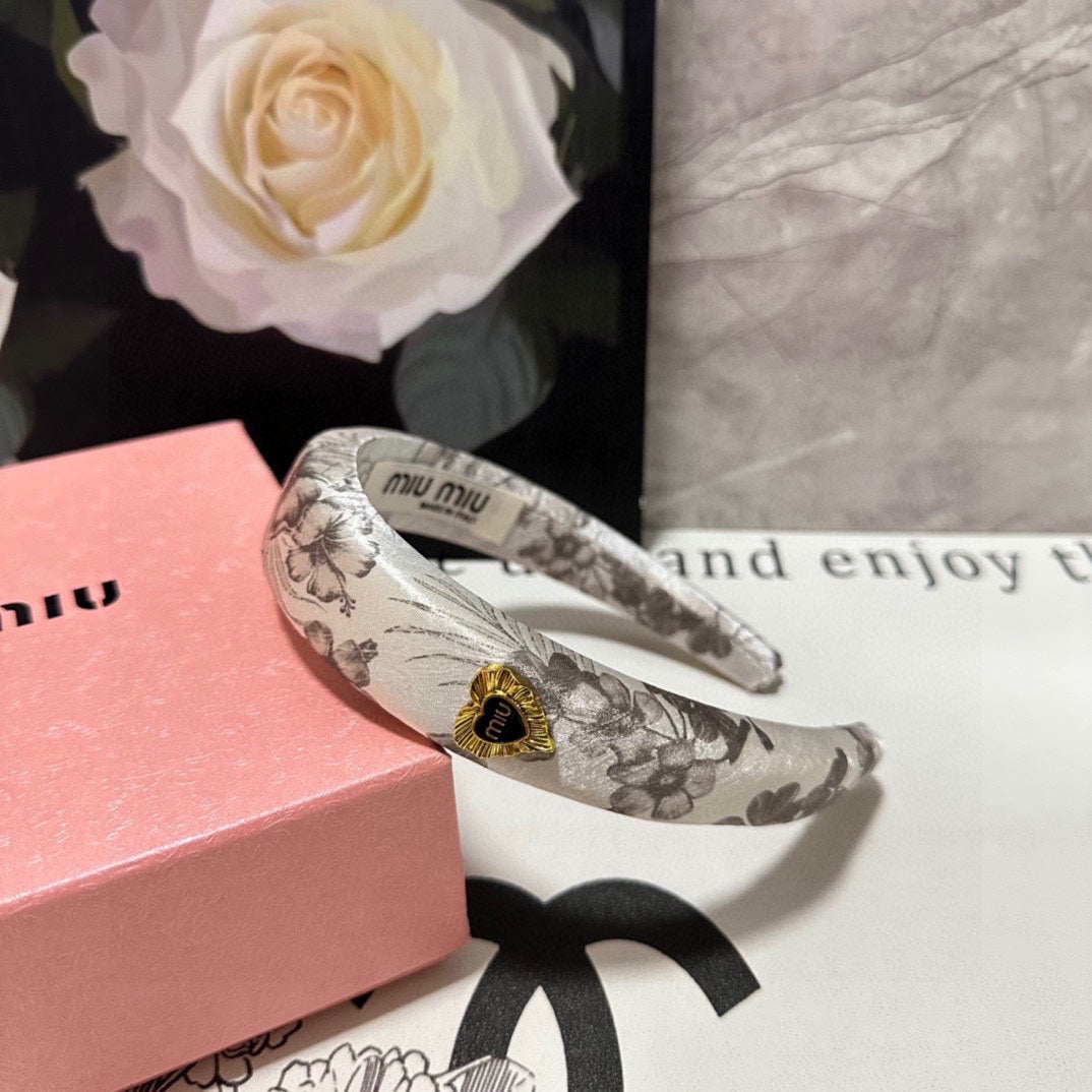CHANEL SILK THICK HEADBAND WHITE FLOWER PRINT 239958