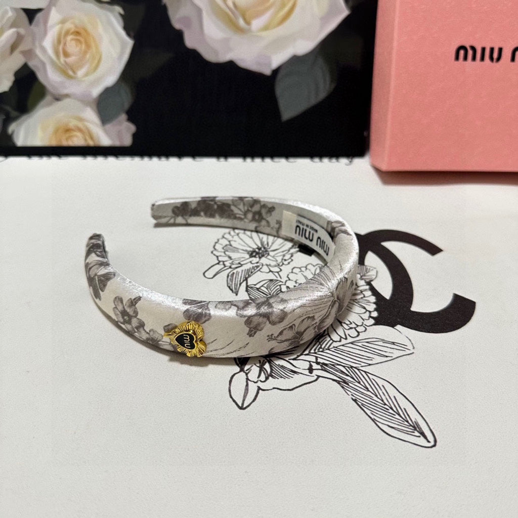 CHANEL SILK THICK HEADBAND WHITE FLOWER PRINT 239958