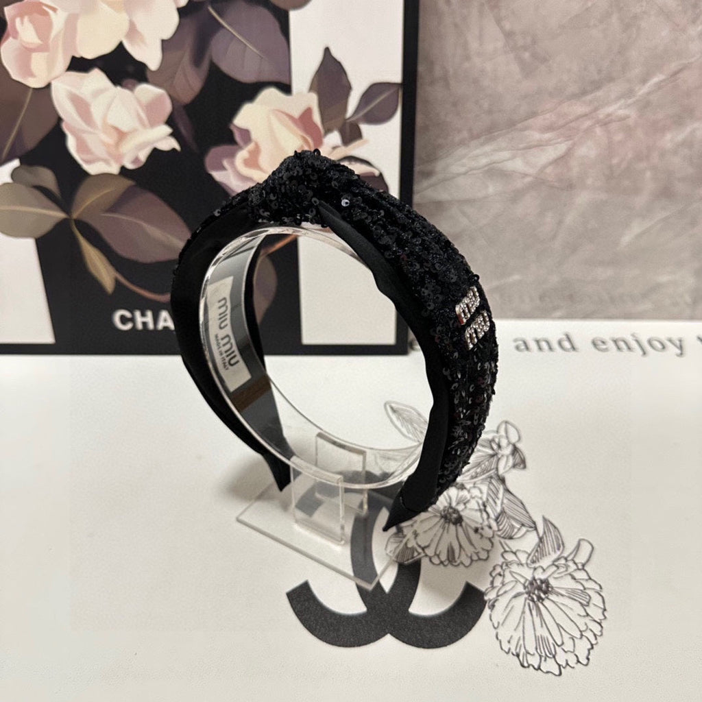 CHANEL HEADBAND IN BLACK VELVET SEQUINS-EMBELLISHED 361159