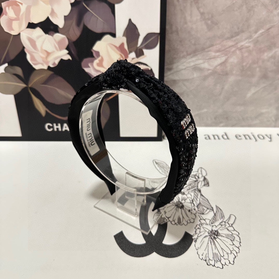 CHANEL HEADBAND IN BLACK VELVET SEQUINS-EMBELLISHED 361159