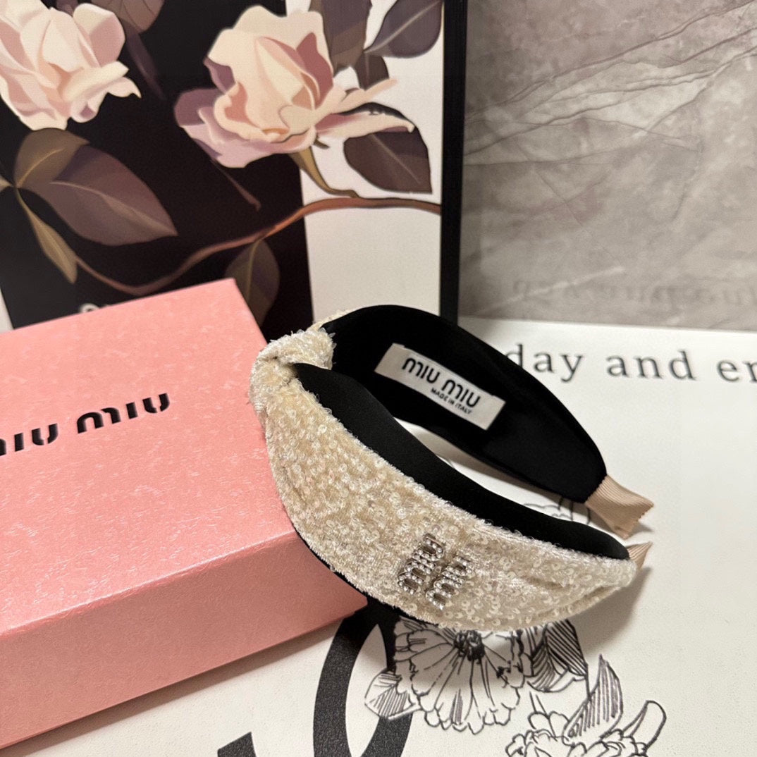 CHANEL HEADBAND IN BEIGE VELVET SEQUINS-EMBELLISHED 361160