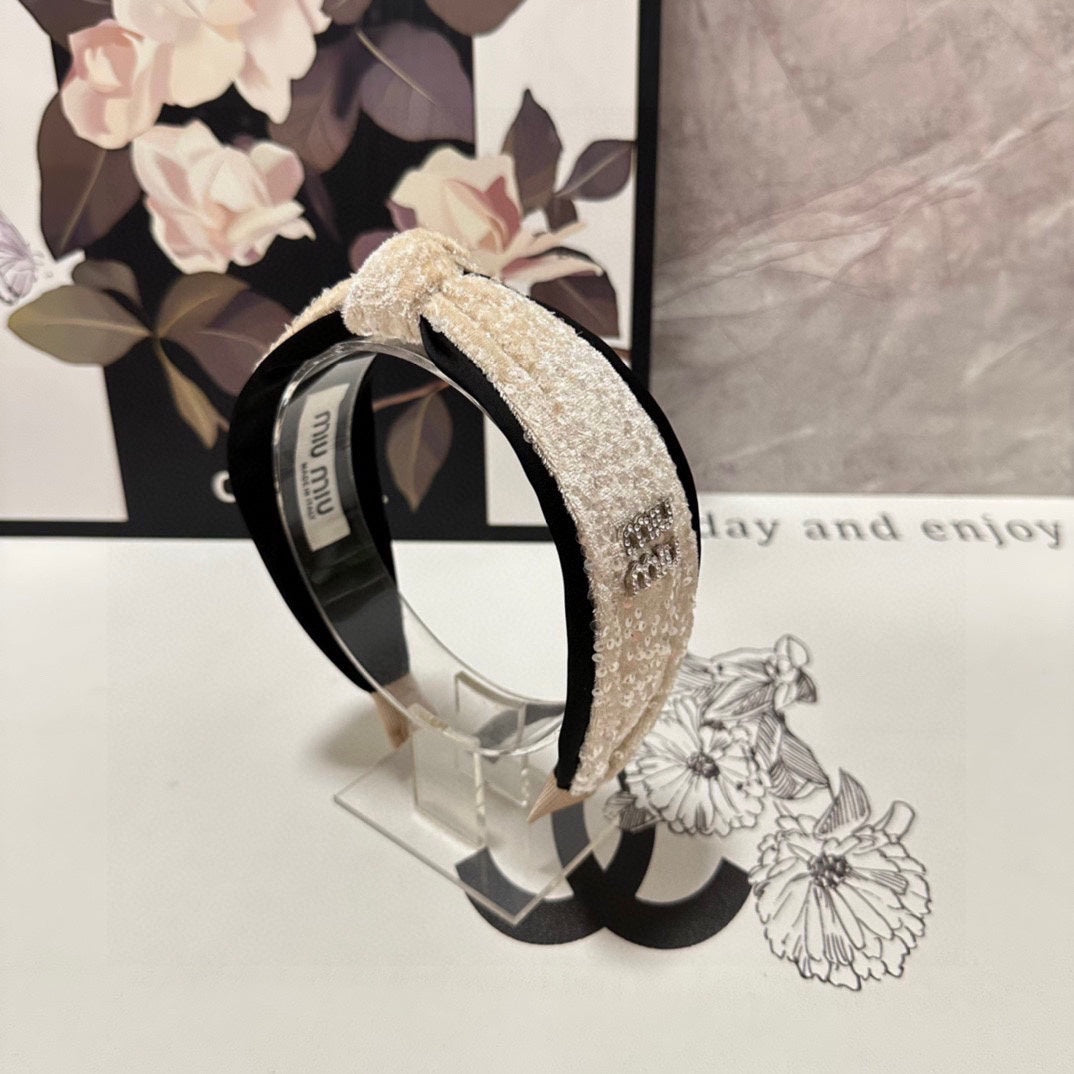 CHANEL HEADBAND IN BEIGE VELVET SEQUINS-EMBELLISHED 361160