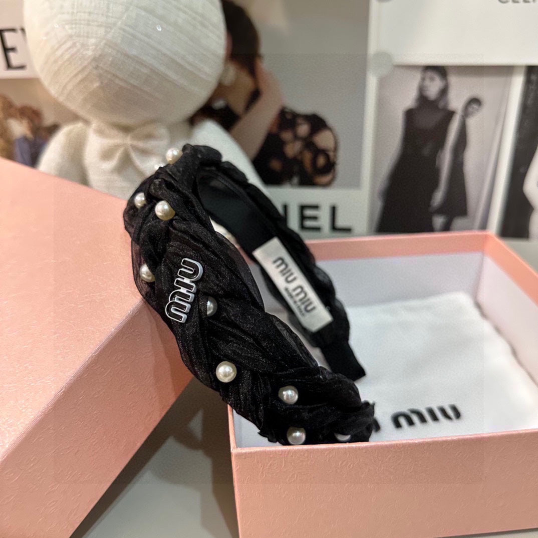 CHANEL HAIR BAND IN BLACK CHIFFON PEARL-EMBELLISHED 395328