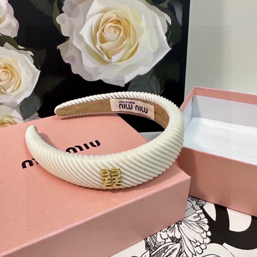 CHANEL THICK HEADBAND IN WHITE CORDUROY 412477