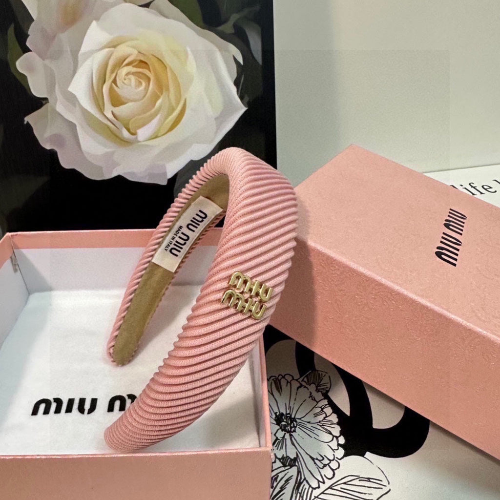 CHANEL THICK HEADBAND IN PINK CORDUROY 412478