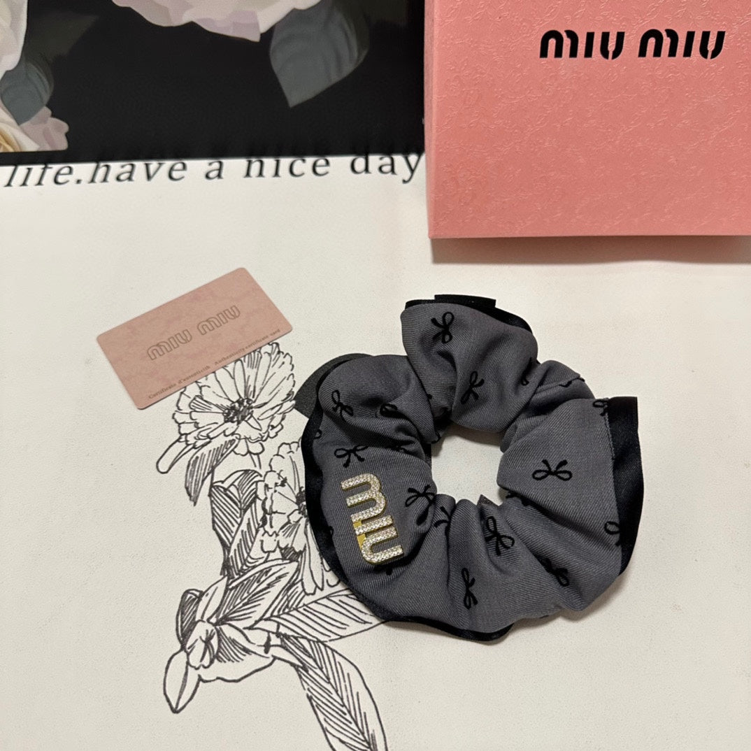 CHANEL HAIR TIE IN GRAY MIX BLACK SPANDEX FABRIC 432829