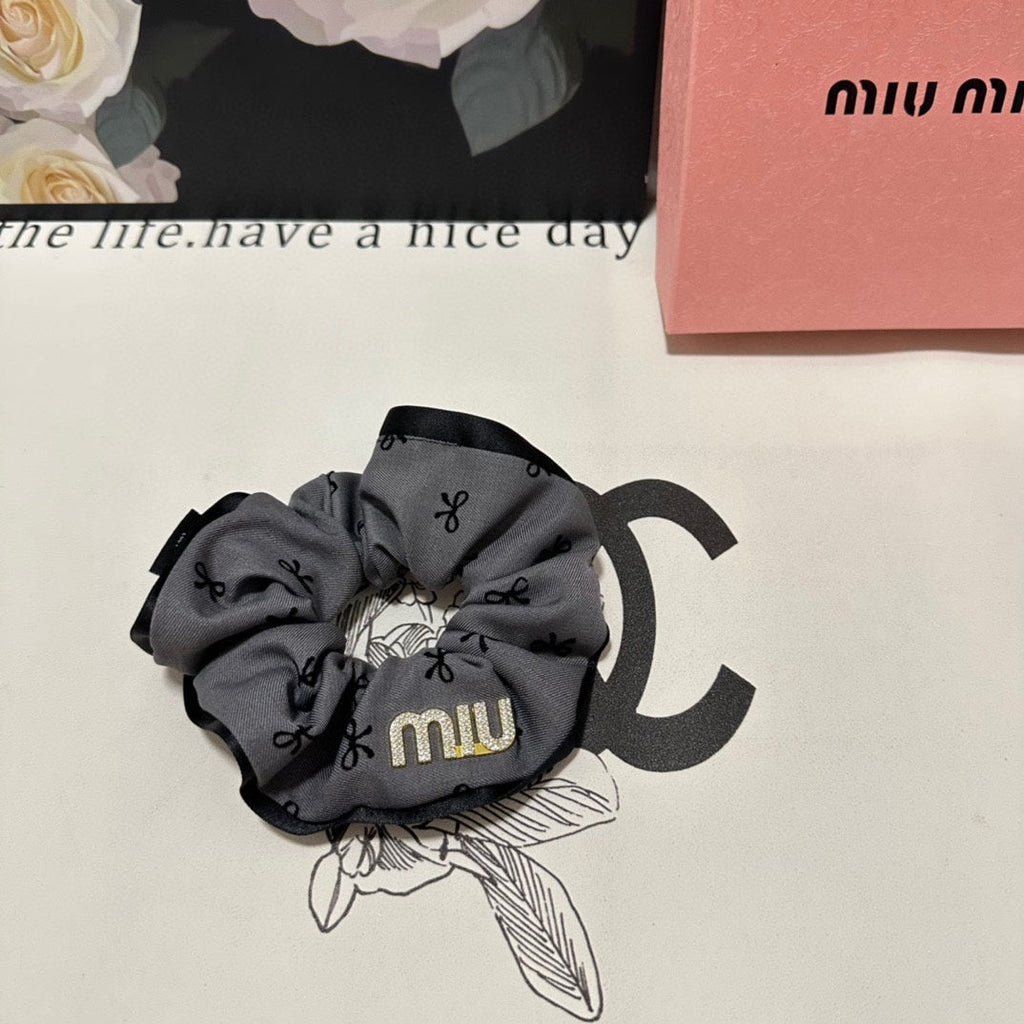 CHANEL HAIR TIE IN GRAY MIX BLACK SPANDEX FABRIC 432829