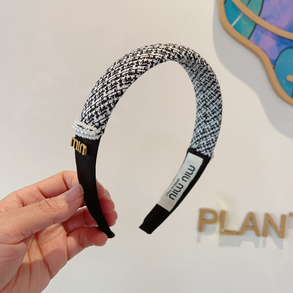 CHANEL HEADBAND IN BLACK TWEED AND SILK 262052