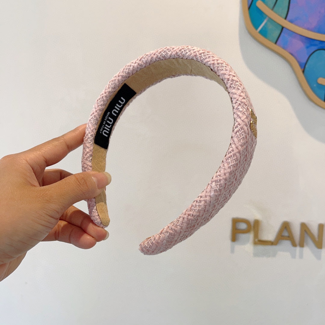 CHANEL SIMPLE HAIRBAND IN LIGHT PINK TWEED 282732