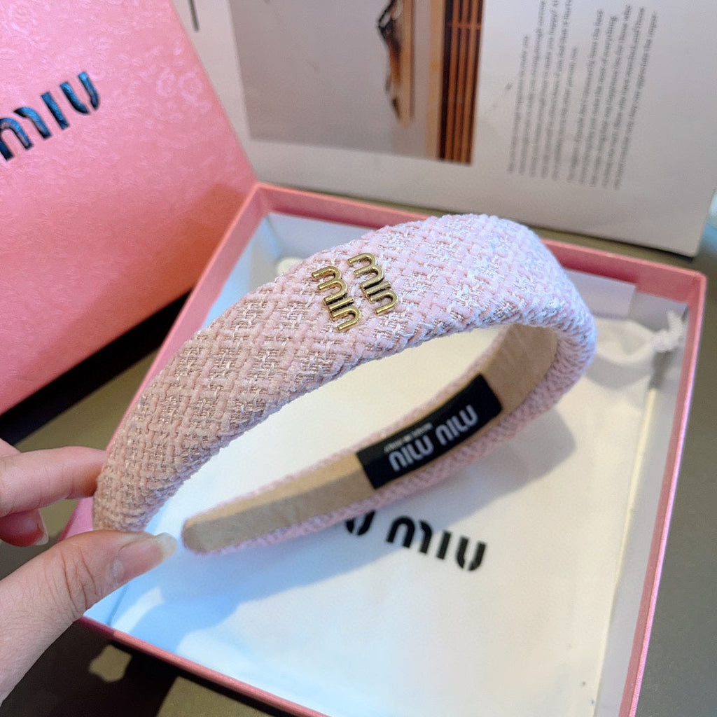 CHANEL SIMPLE HAIRBAND IN LIGHT PINK TWEED 282732