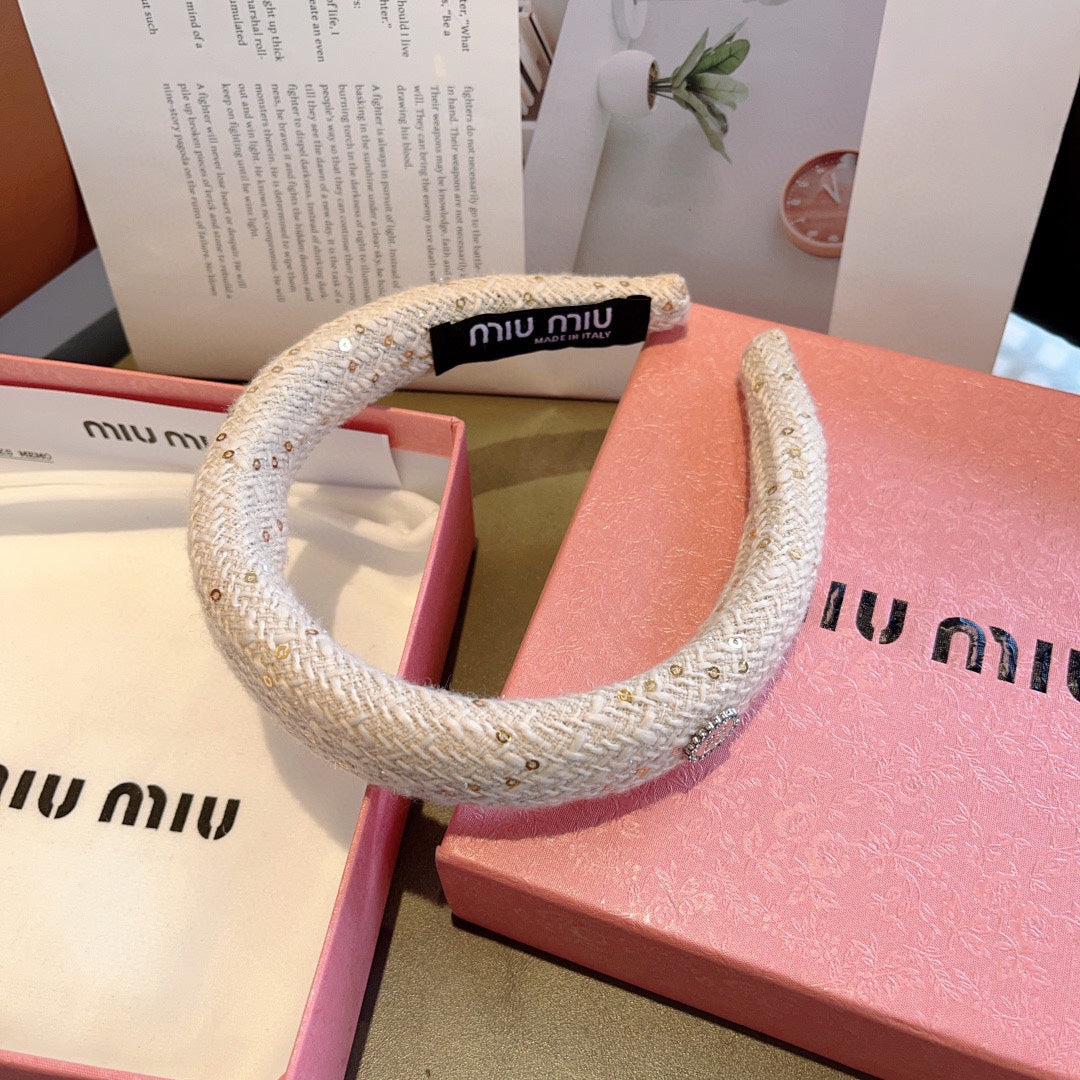 CHANEL THICK HEADBAND IN WHITE TWEED EMBELLISHED SEQUINS 406046
