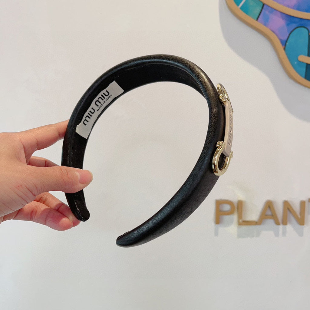 CHANEL GOLD HORSEBIT HEADBAND IN BLACK CALFSKIN 412413