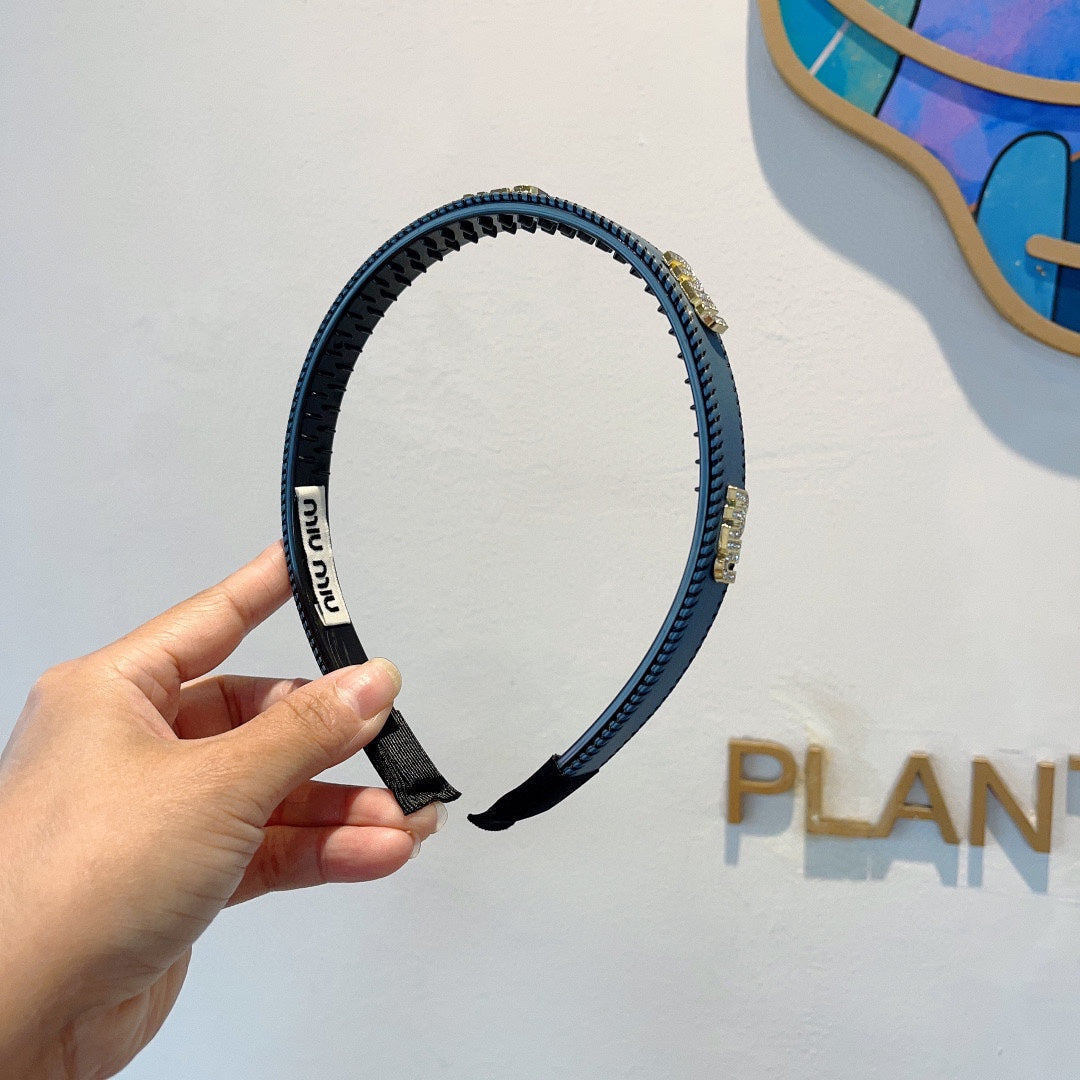 CHANEL HEAD BAND IN USAFA BLUE LAMBSKIN AND RESIN 417295