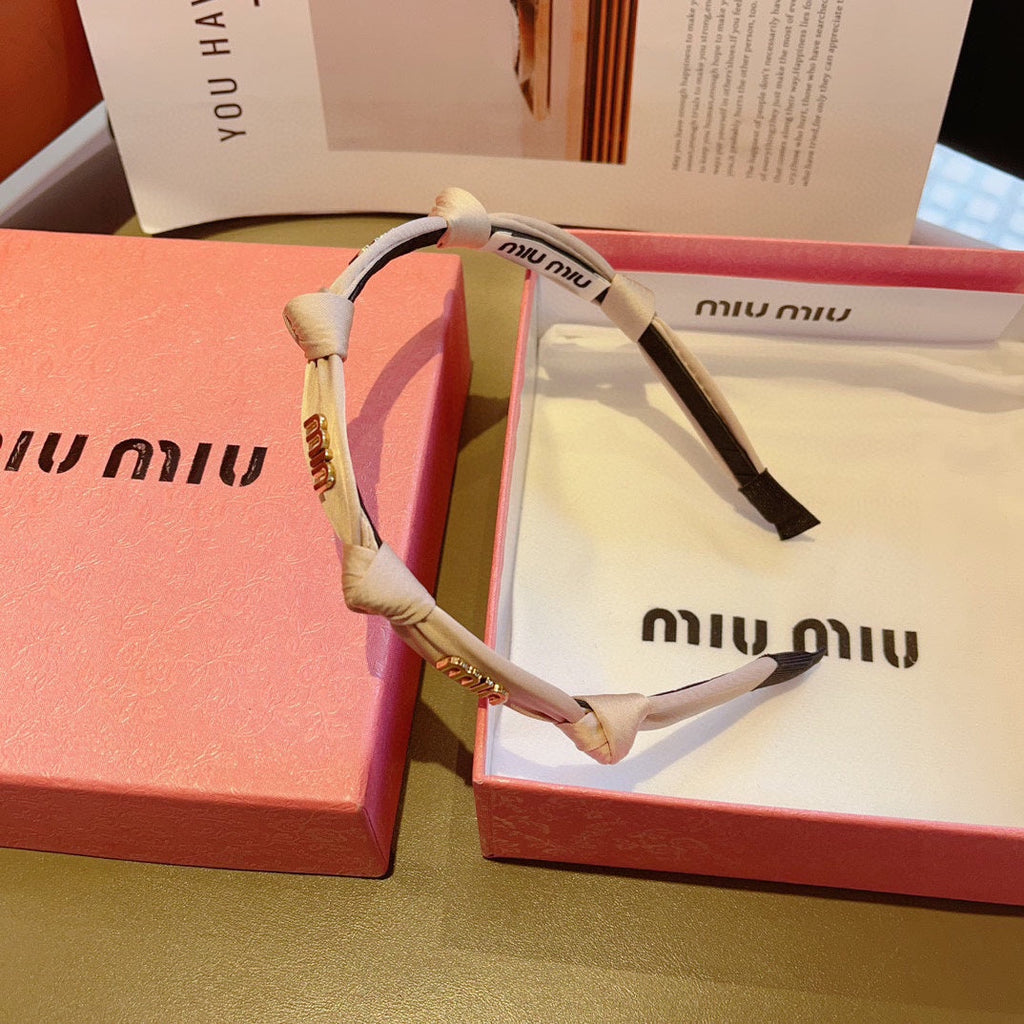 CHANEL HEADBAND GOLD LOGO IN BEIGE SILK 417302