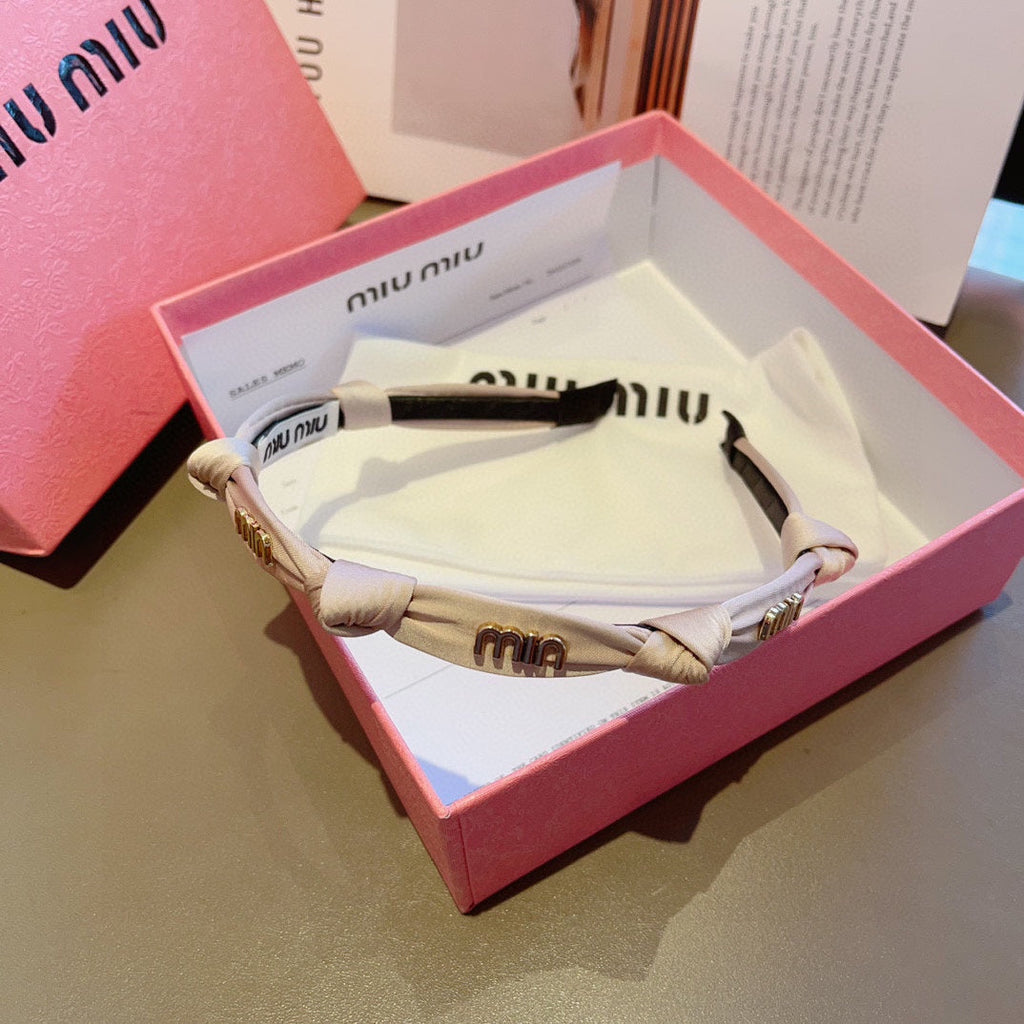 CHANEL HEADBAND GOLD LOGO IN BEIGE SILK 417302