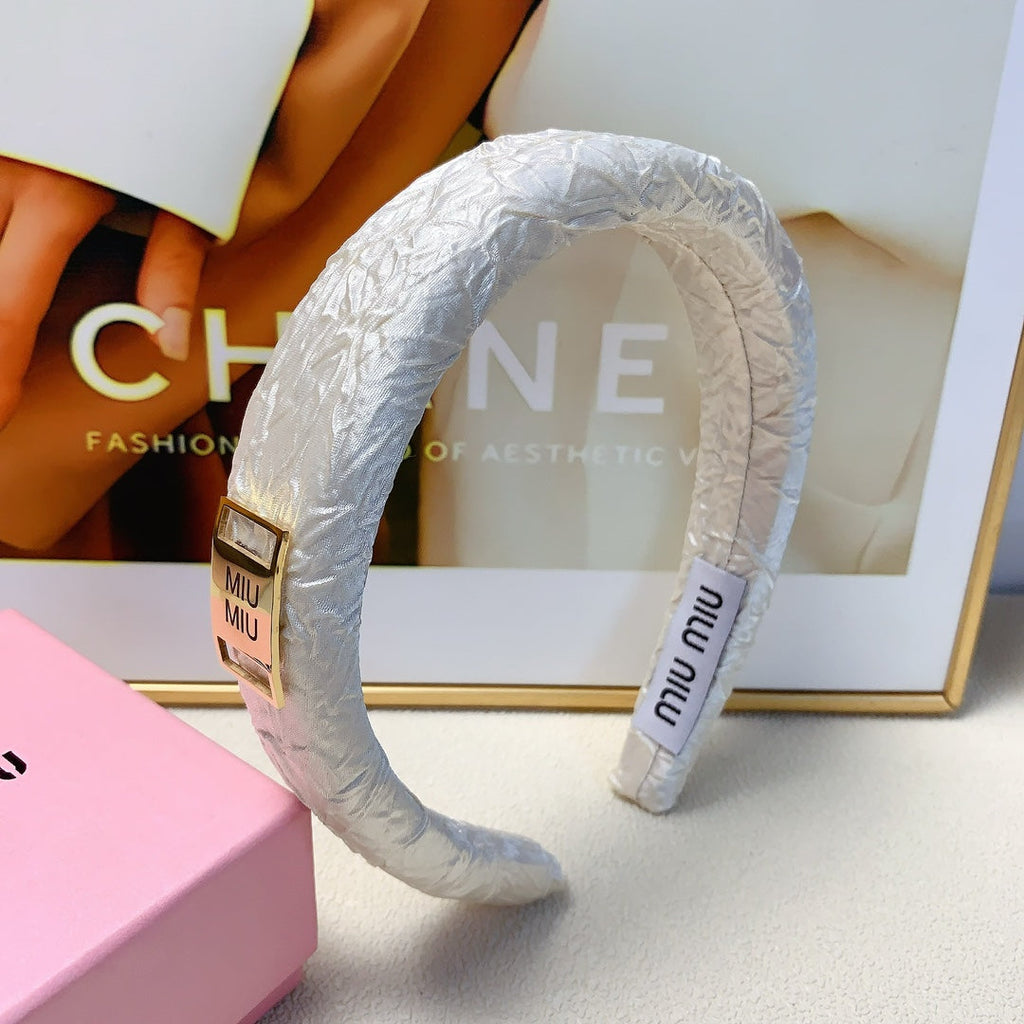 CHANEL THICK HEADBAND IN WHITE WRINKLED FABRIC 171268